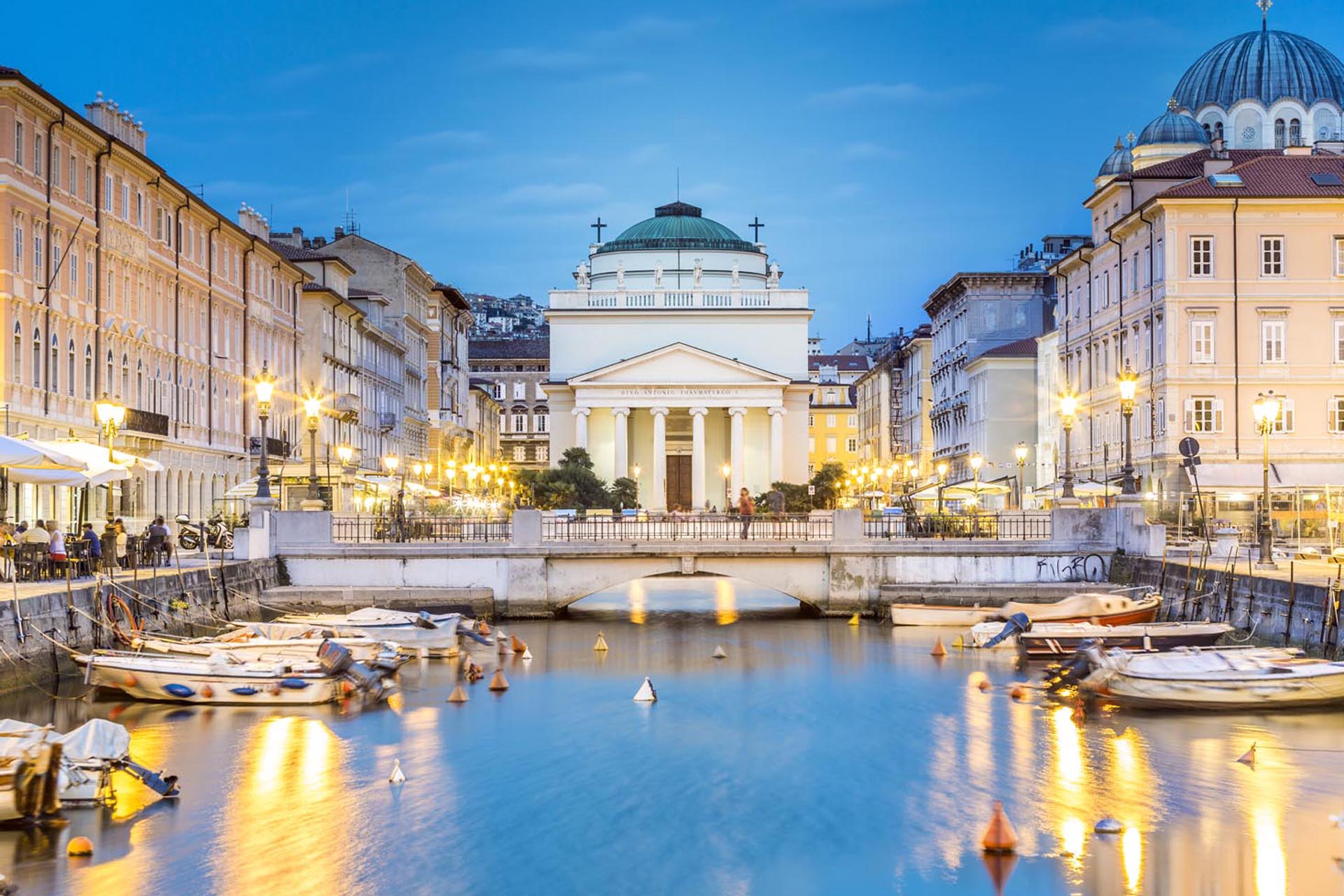 Triëst en Friuli-Venezia Giulia i.s.m. Vrije Academie