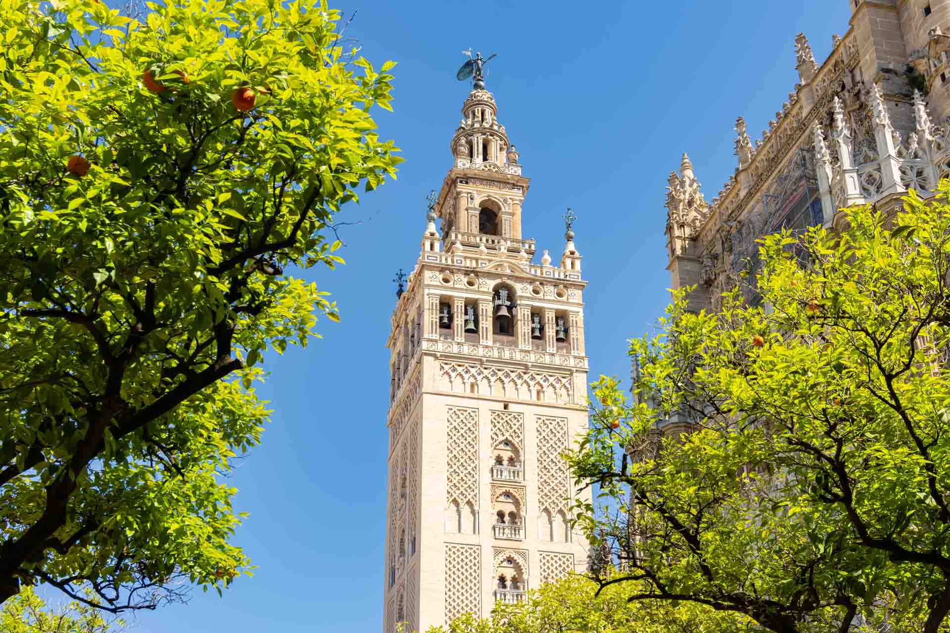Sevilla in het spoor van de drie religies