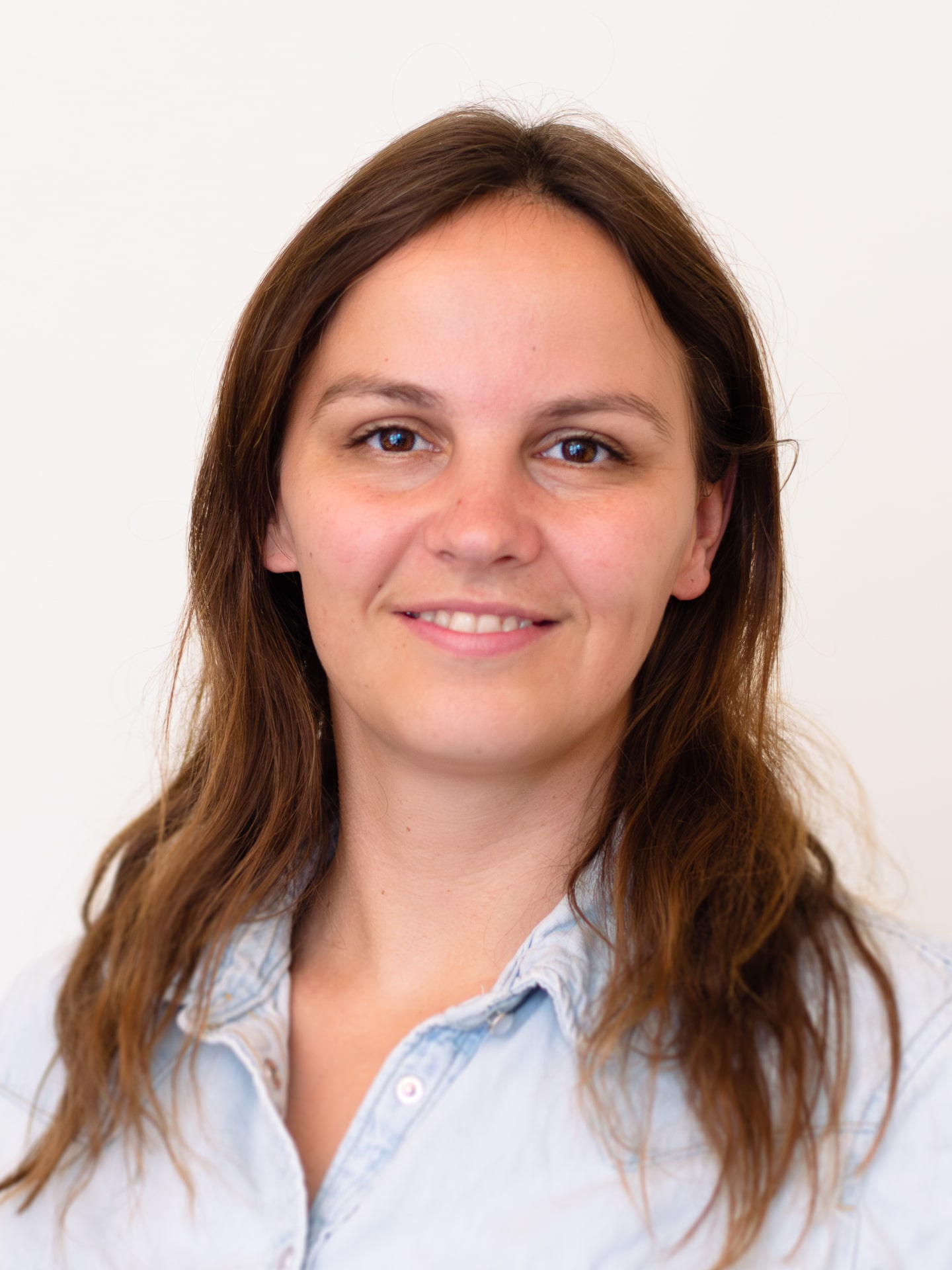 ing. Corina van der Maarel