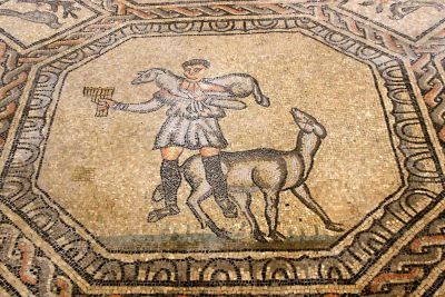 Triëst en Friuli-Venezia Giulia i.s.m. Vrije Academie