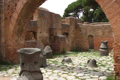 Reis langs de Tiber. Van de Apennijnse bronnen naar de monding in Ostia