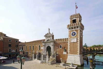 Biënnale van Venetië (juni) i.s.m. Vrije Academie