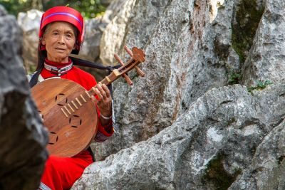 Zuidwest-China. Stammen en tradities