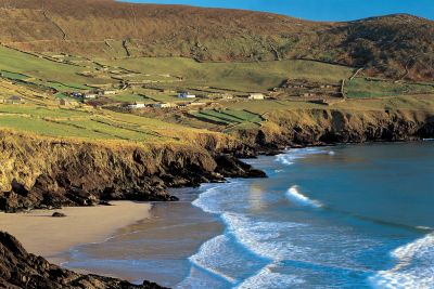 Ierland. Landschap vol monumenten